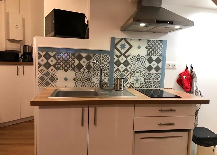 La Des Remparts Apartahotel 2*